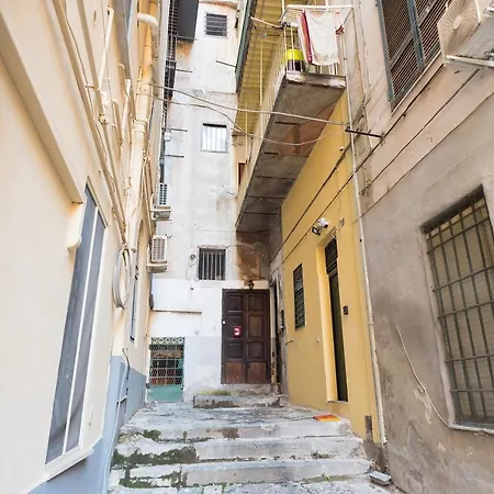 Centro, A Windows On The Monuments Naples