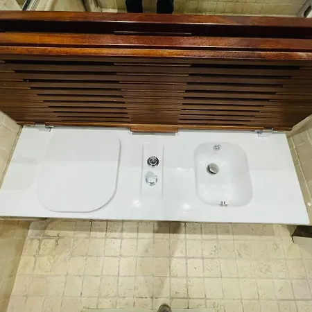 Sul Teatro San Carlo Apartment *