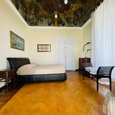 Apartment Sul Teatro San Carlo *