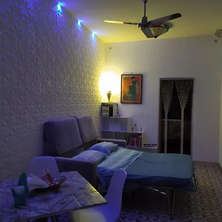 Apartamento Maison Zio Bruno A' Scalinatella Nápoles