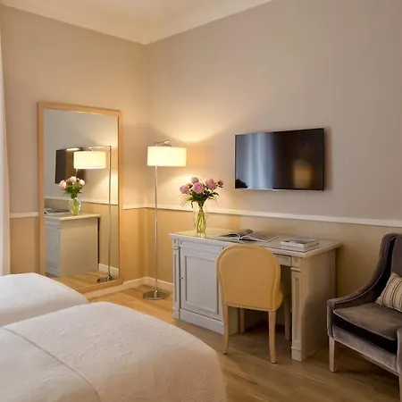 Starhotels Terminus 4*