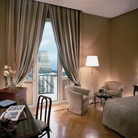 Grand Vesuvio Hotel Nápoles