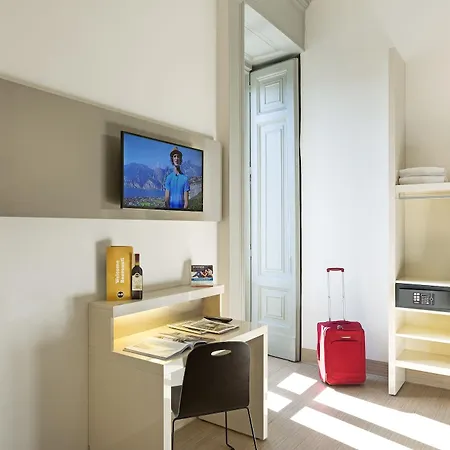 B&B Hotel Napoli 3* Nápoles