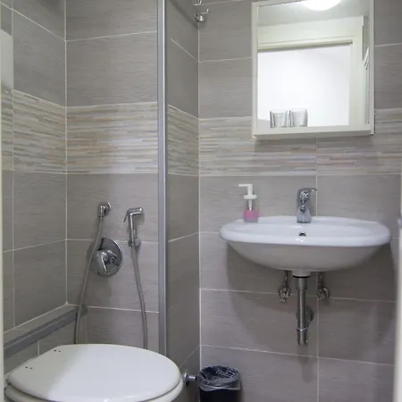 Bed & Breakfast Maison Du La Rua (adults Only) 2*