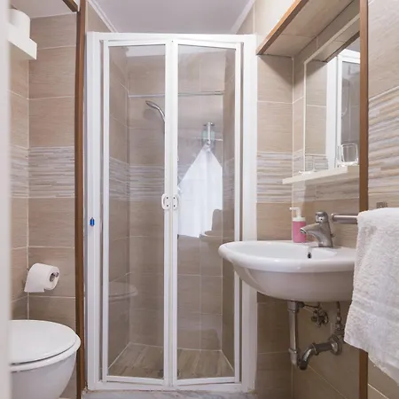 Bed & Breakfast Maison Du La Rua (adults Only) 2*