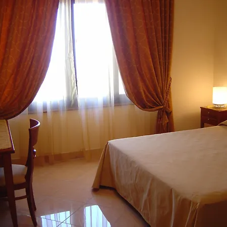 Ranch Palace 4* Neapol