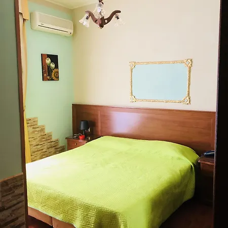 Hotel Iris