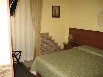 Hotel Iris Hotel