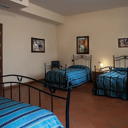 Отель Grand Capodimonte 4*