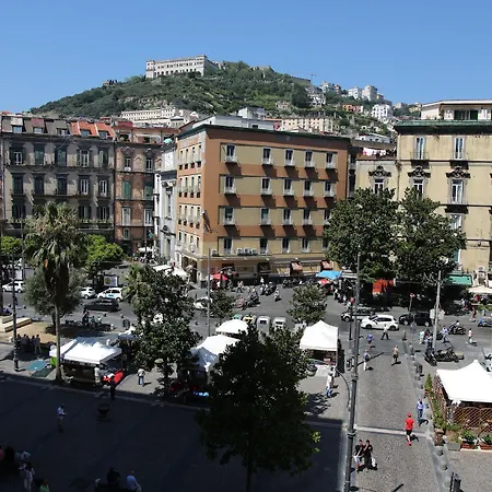 Hotel Art Piazza Carita' Neapol