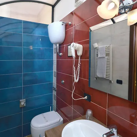 Pinto-storey Hotel Naples