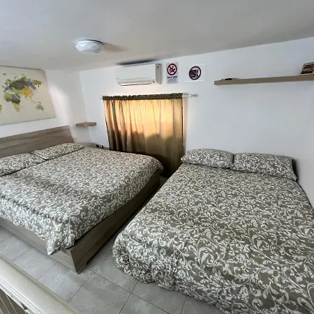 Bed & Breakfast Regy *