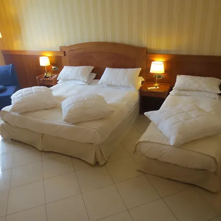 Joyfull 3* Неаполь