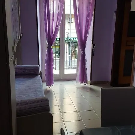 Apartment La Casa Di Aurora Naples