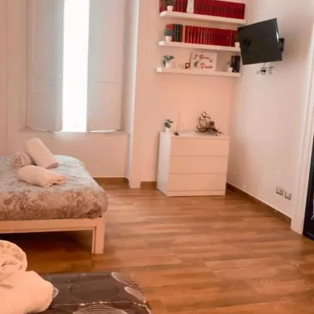 I Gironi Di Dante Apartment Naples