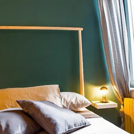 26 Urban Bed & Breakfast