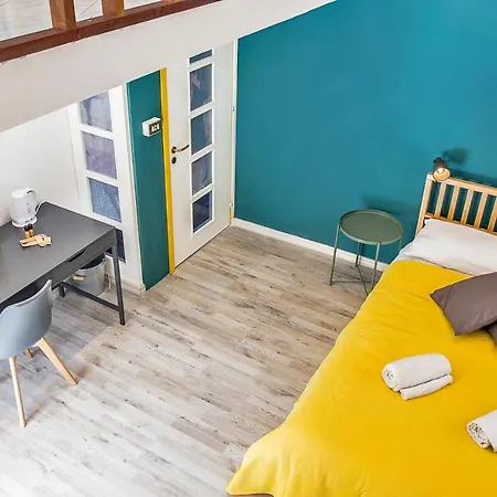 26 Urban Bed & Breakfast