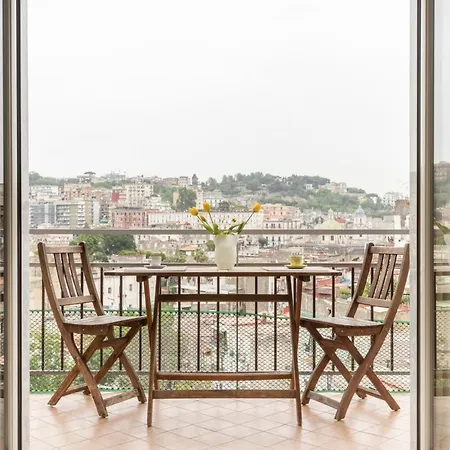 Apartment Panoramic Flat Between Materdei And Fontanelle