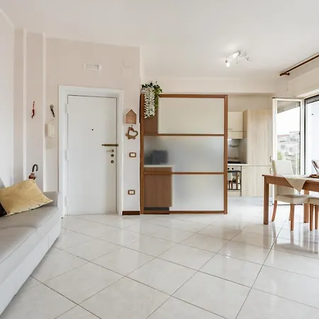 Apartment Panoramic Flat Between Materdei And Fontanelle *