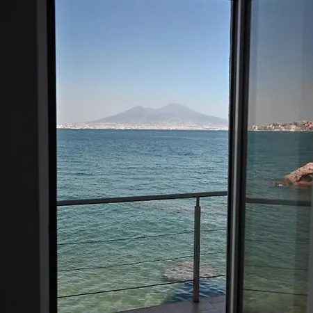 La Casa Sull’ Acqua * Napoli
