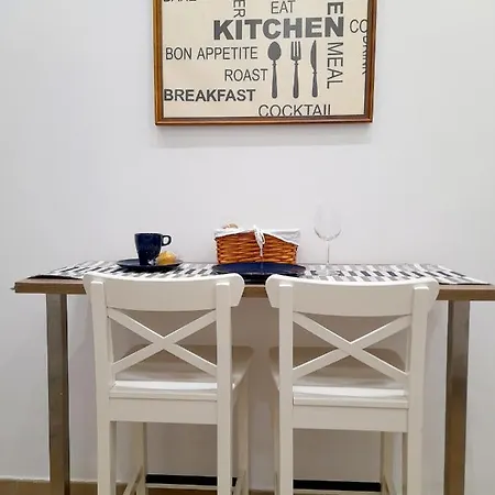 La Vacanzella Al Gesu' Nuovo Apartman *