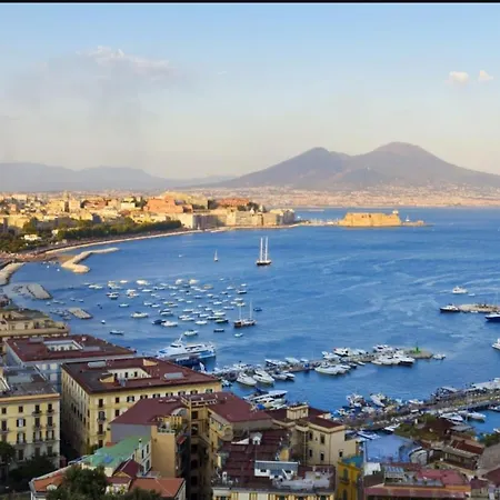 Apartment La Casa Di Aurora Naples