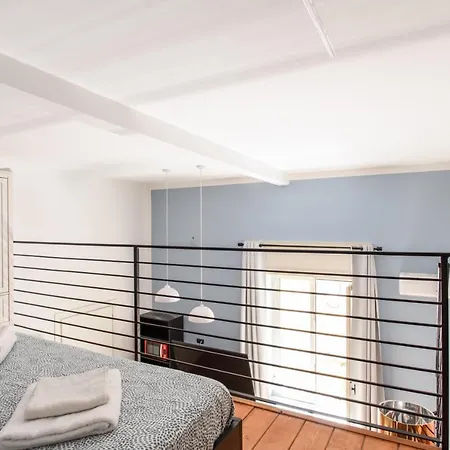 In Flats Santa Chiara Apartment *