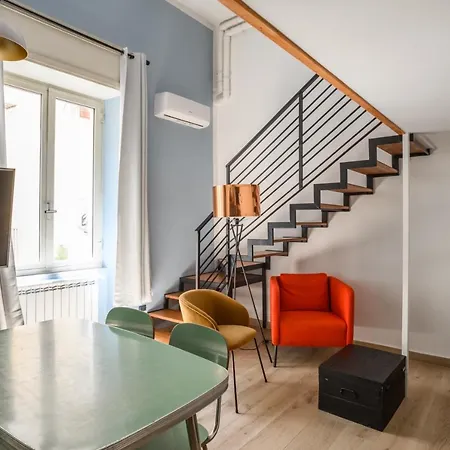 Apartment In Flats Santa Chiara Naples