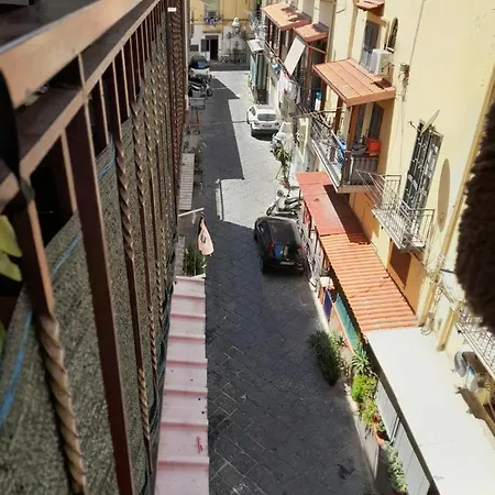 Rarisa Centro * Naples
