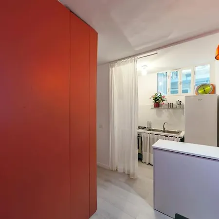 Apartment Charming With Balcony In The Historic Center Naples