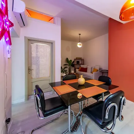 Apartment Charming With Balcony In The Historic Center *