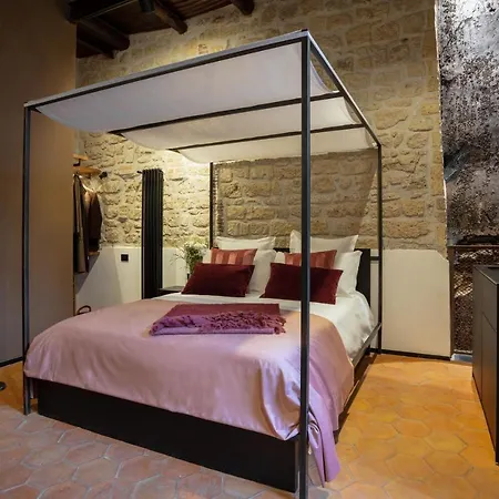 Affittacamere Palazzo Residenza Madre Napoli
