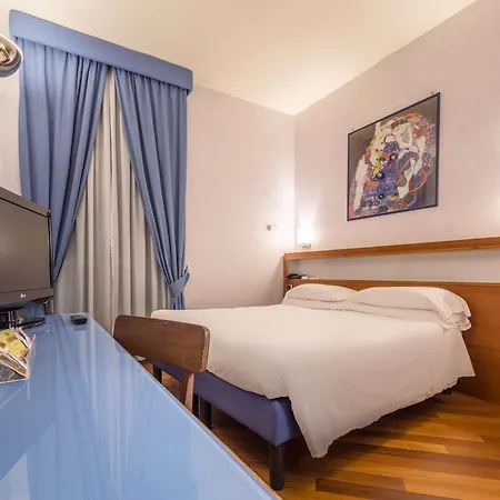 Western Plaza Hotel