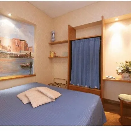 Hotel Ares Napoli
