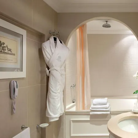 فندق Grand Santa Lucia نابولي