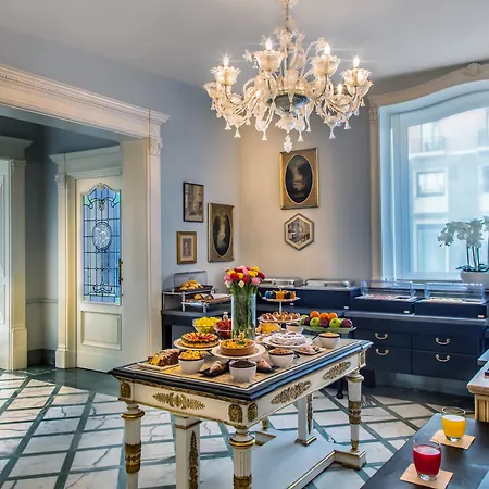 Grand Santa Lucia فندق نابولي