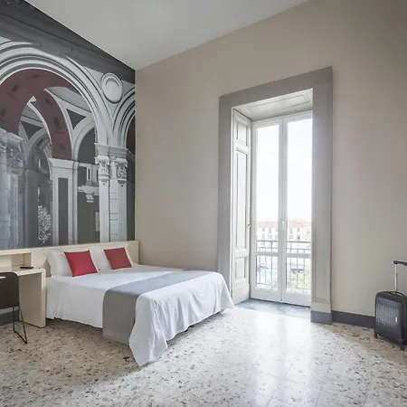 Hotel B&B Hotel Napoli 3*