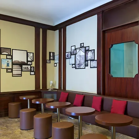 B&B Hotel Napoli 3* Nápoles