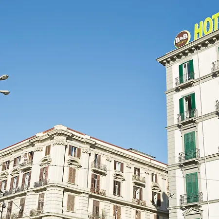 B&B Hotel Napoli 3* Nápoles