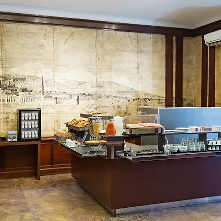 B&B Hotel Napoli 3* Nápoles