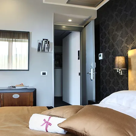 Western Jfk מלון 4*