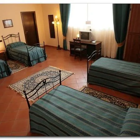 Grand Capodimonte Отель