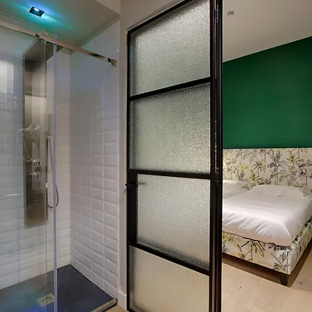 לינה וארוחת בוקר Casa Pacifico 3*
