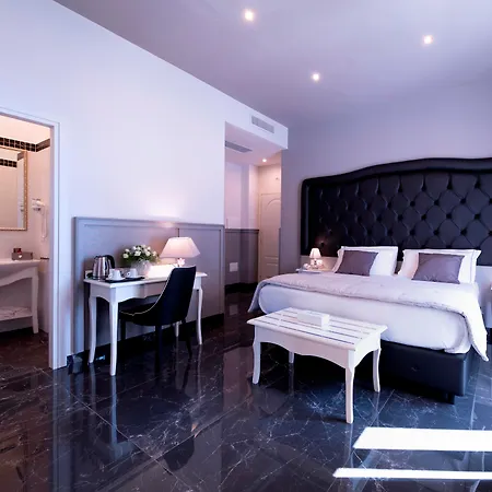 Hotel Elisio & Naples