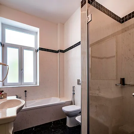 Hotel Elisio & 4*