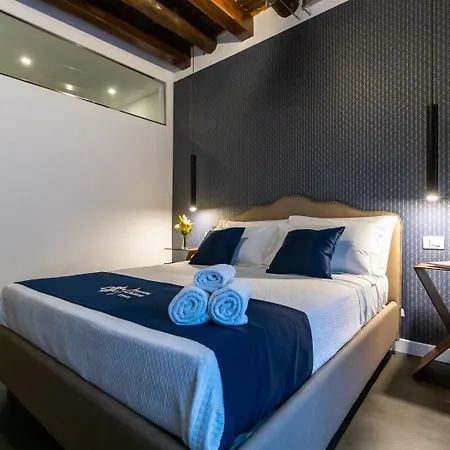 Santa Chiara B&B