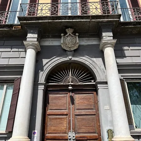 Royal House Bed & Breakfast