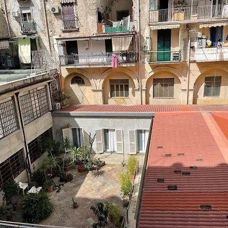 La Casa Spagnola * Naples