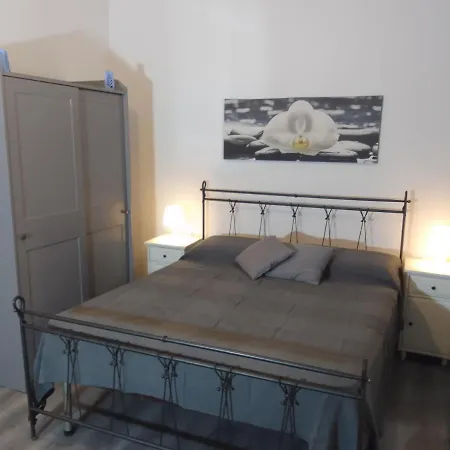La Storica Apartment Naples