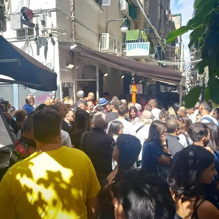 La Grotta * Naples